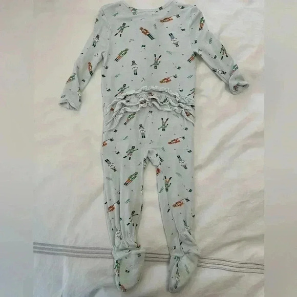 Angel Dear Nutcracker holiday pajamas - Picture 5 of 5